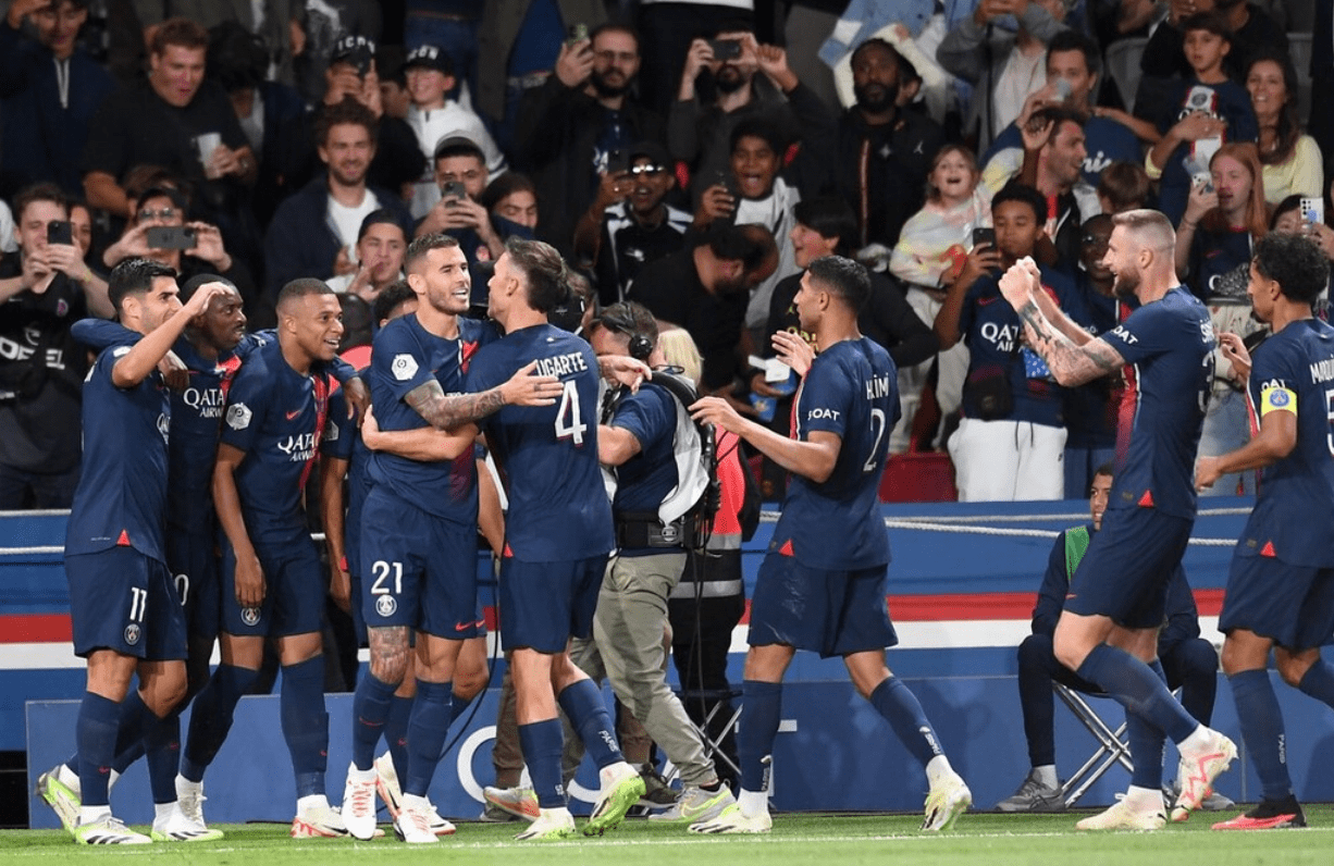 星空体育-姆巴佩焦点对战，西亚卡姆与40激战IG分钟，比赛规则变更胜负难料！赢得满堂喝彩-星空体育