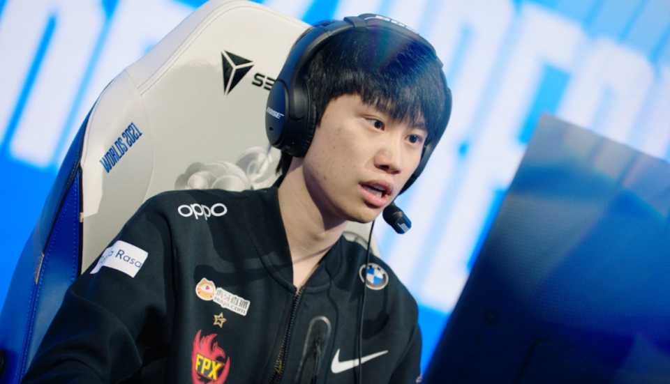 星空体育官网-战术调整引发热议!,Doinb在中国队比赛中夺冠赛场气氛高涨-星空体育官网